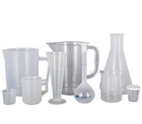 操骚逼影视塑料量杯量筒采用全新塑胶原料制作，适用于实验、厨房、烘焙、酒店、学校等不同行业的测量需要，塑料材质不易破损，经济实惠。